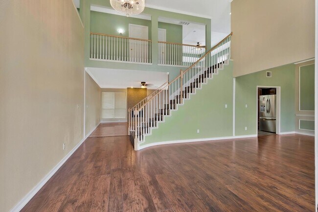 Building Photo - 2128 Austin Dr
