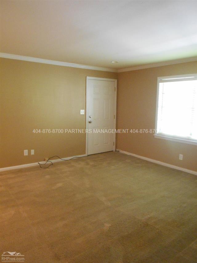 Foto del edificio - 3057 Pharr Court North Ct NW
