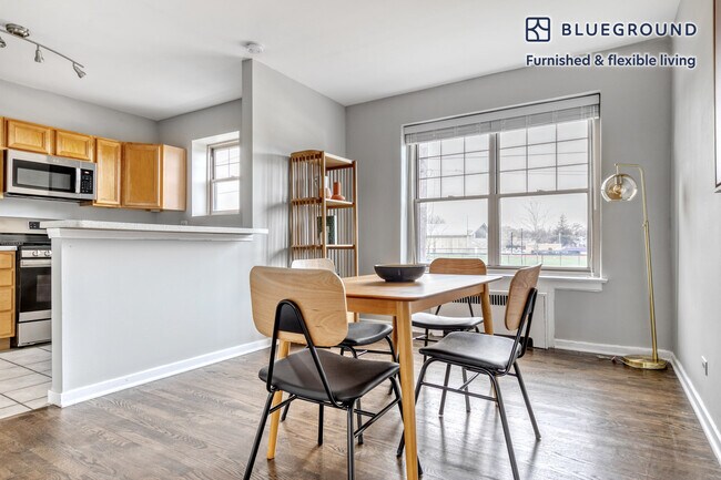 Foto del edificio - 2762 Hampton Pkwy