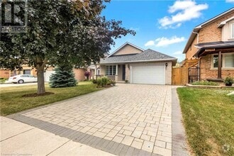 Building Photo - 14 Philomena Dr
