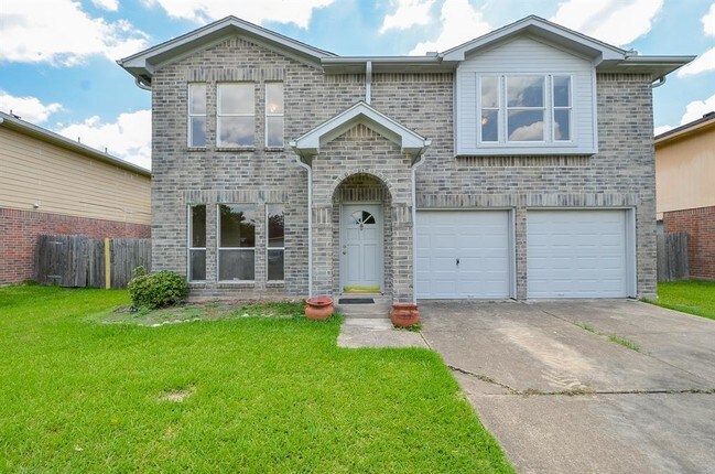 Building Photo - 13723 Wood River Dr