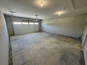 Building Photo - 955 Winter Ridge Dr