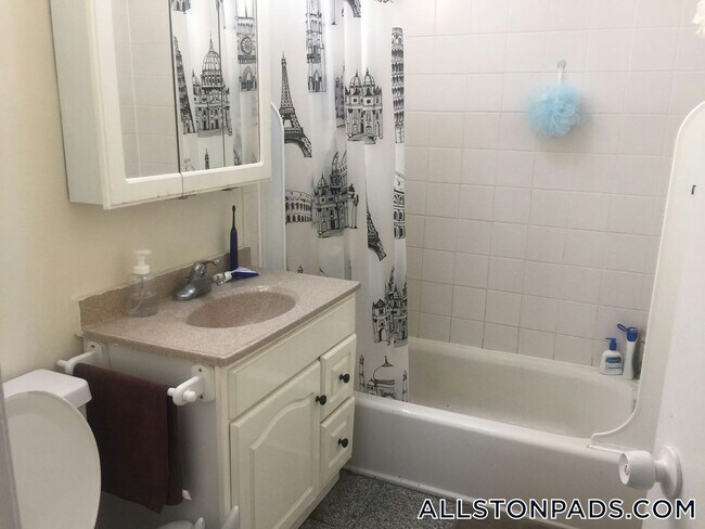 Foto del edificio - 34 Gardner St