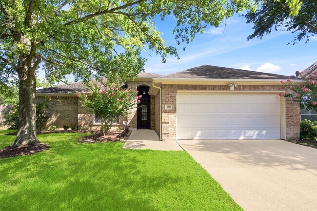 Building Photo - 1702 Fantasy Woods Dr