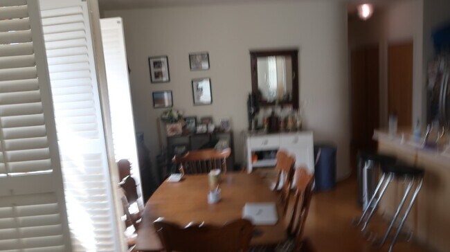 Foto del edificio - 850 N Wood St