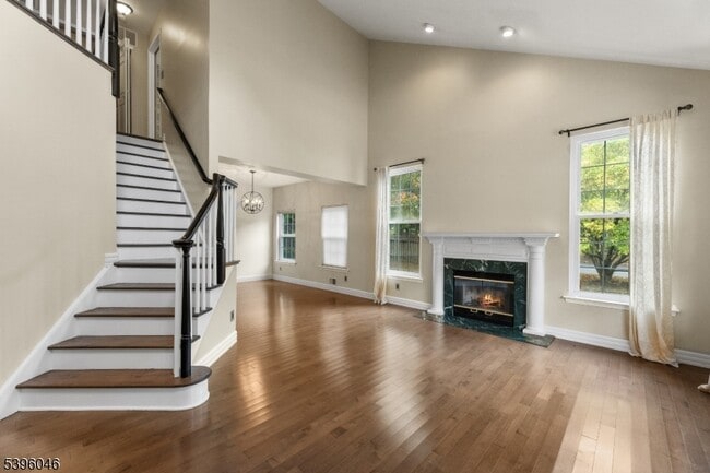 Building Photo - 2 Rider Terrace