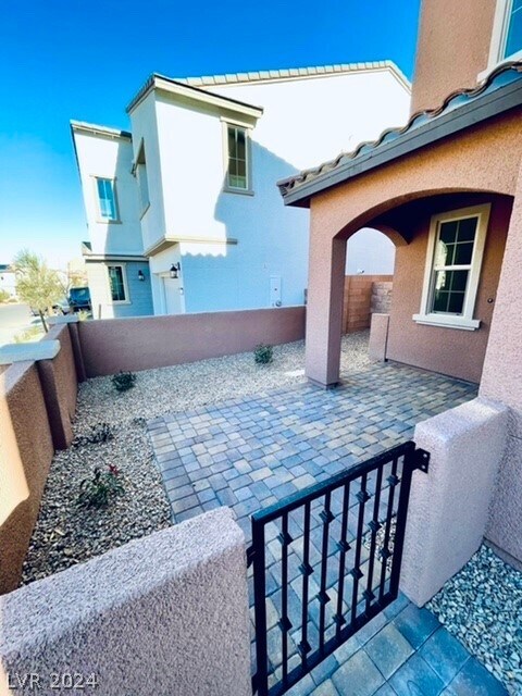 Foto del edificio - 72 Verde Rosa Dr