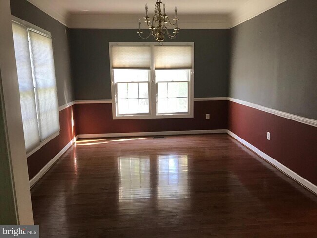 Building Photo - 13515 Stonebridge Terrace