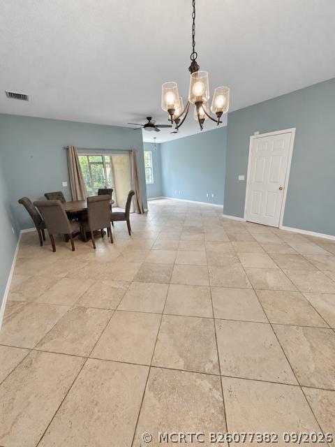 Foto del edificio - 1571 SE Hampshire Way