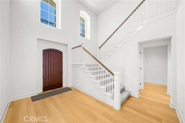 Building Photo - 106 Heavenly