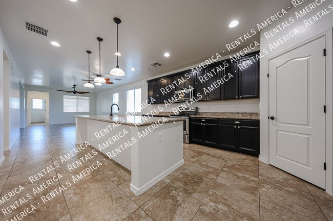 Building Photo - 41192 W Rio Bravo Dr