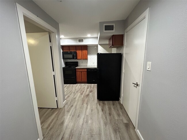 Foto del edificio - 2807 Beauchamp St