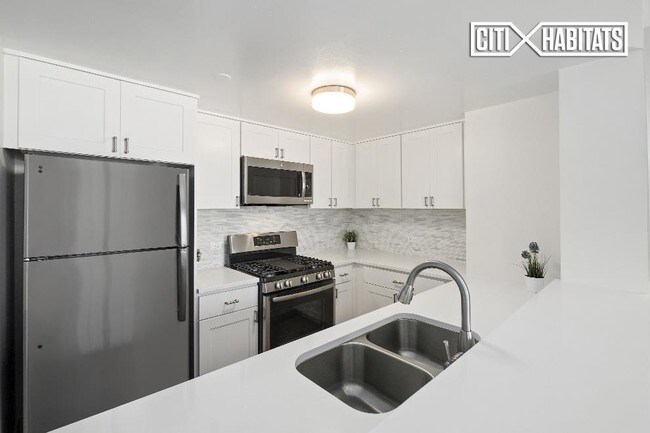 Building Photo - 7525 153rd St