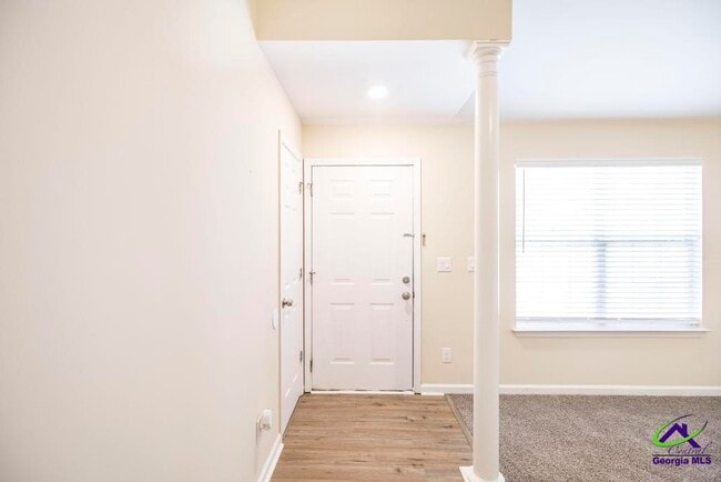 Building Photo - 83 Hamilton Woods Dr