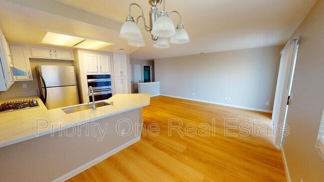 Building Photo - 15890 Camino Codorniz