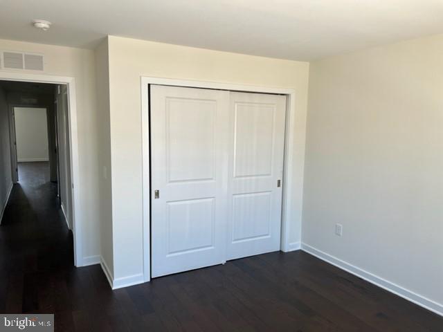 Building Photo - 13499 Damar Dr