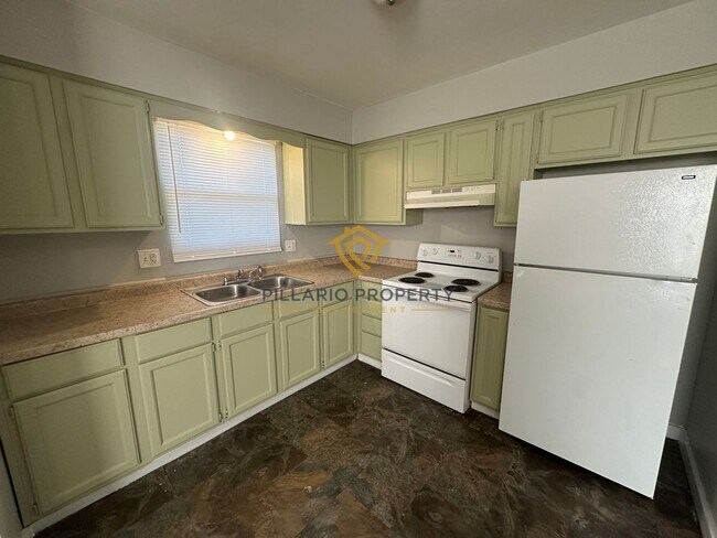 Foto del edificio - Newly Renovated 3-Bedroom Home on Lasalle ...