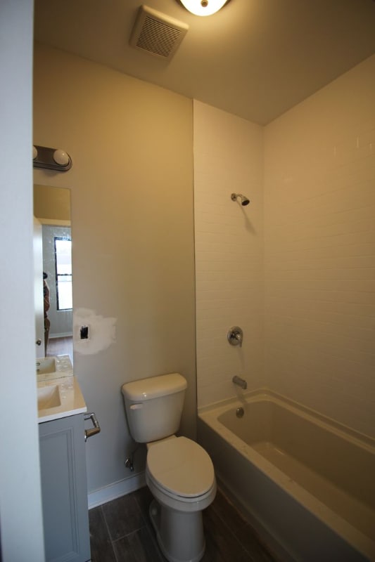 Building Photo - 4208 N Milwaukee Ave