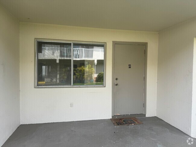 Building Photo - 6700 1st Ave S
