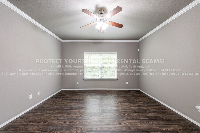 Building Photo - 1291 S Springfield Dr