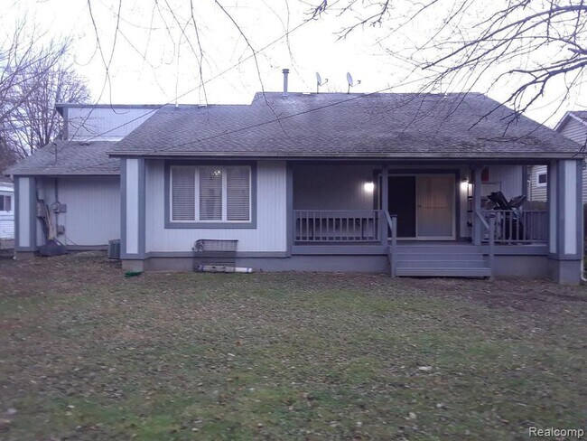 Foto del edificio - 3238 Platt Rd