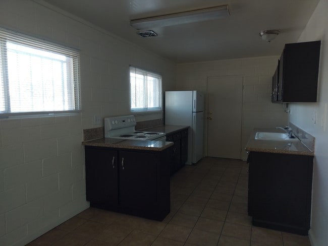 Building Photo - 4870 Billman Ave