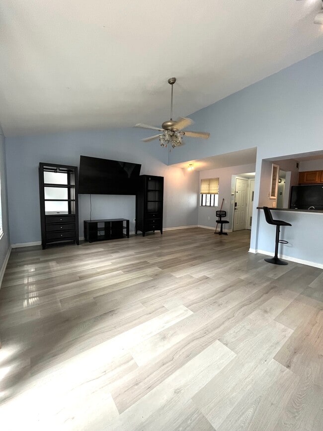 Photo - 4402 SW 21st Ln Townhome