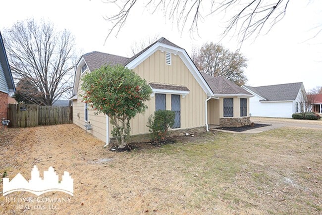 Foto del edificio - 7579 Clarkfield Pl