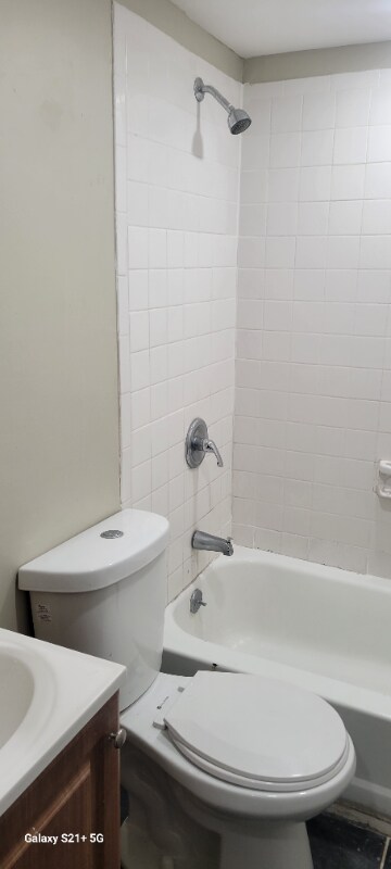 Foto del edificio - 5749 N 7th St