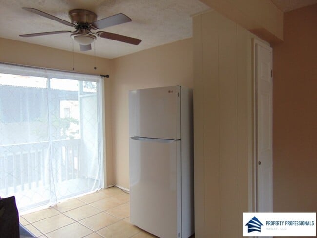 Building Photo - Kapiolani Villa Condo