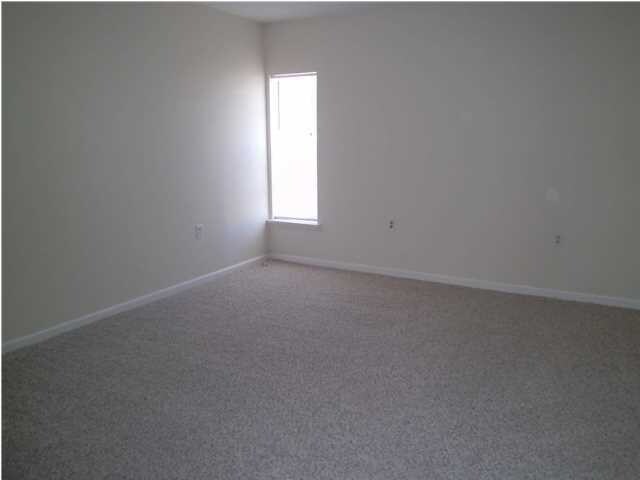 Foto del edificio - 402 Marshall Ct