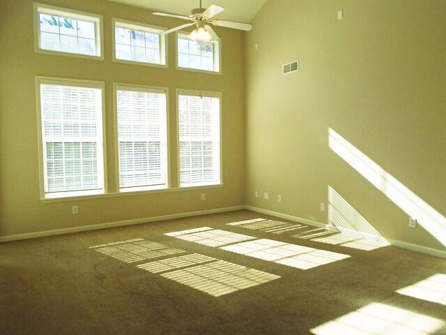 Foto del edificio - 2933 Eureka Cir