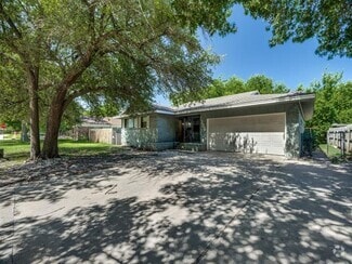 Building Photo - 1306 Blanton Pl