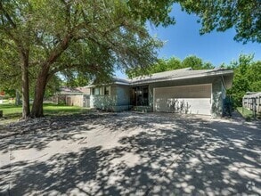 Building Photo - 1306 Blanton Pl
