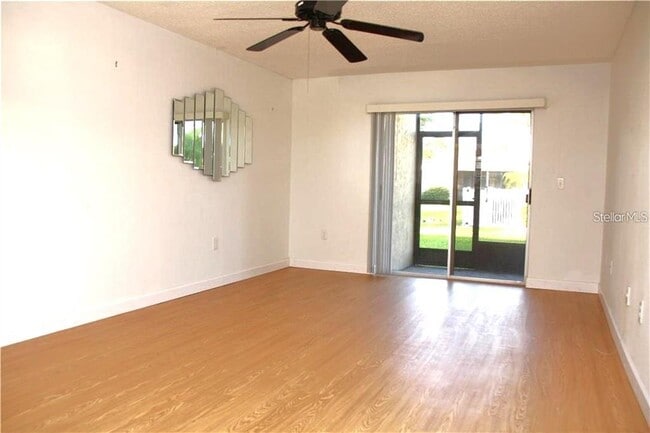 Foto del edificio - 6044 7th Ave W