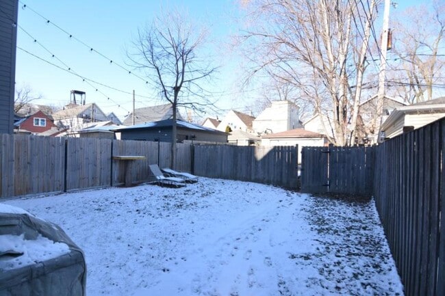 Photo - 2 bedroom in Chicago IL 60647 Apartment