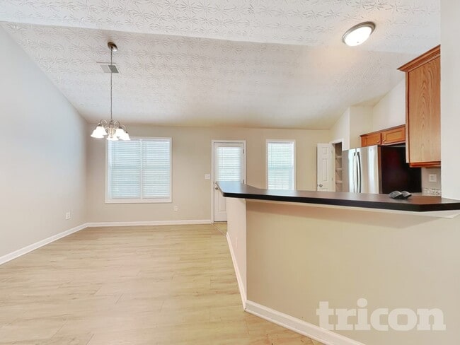 Foto del edificio - 216 Douthit Bridge Rd