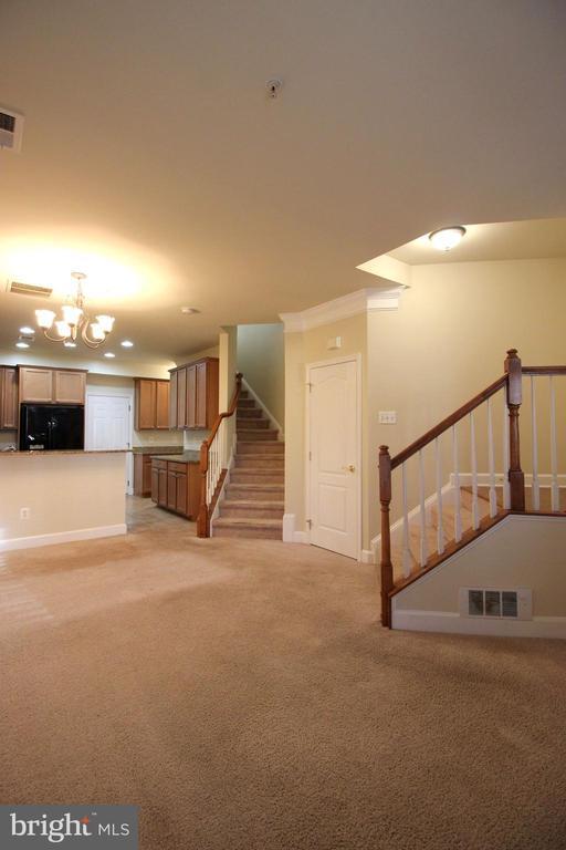 Foto del edificio - 13608 Dover Cliffs Pl