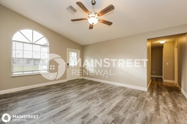 Foto del edificio - 3482 Norwick St