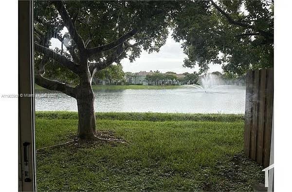 Foto del edificio - 2704 SE 15th Pl