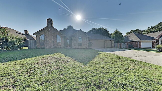 Foto del edificio - 10001 Kay Ridge