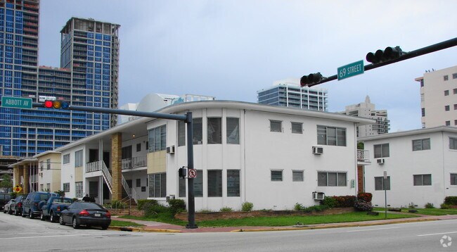 Foto del edificio - 350 69th St