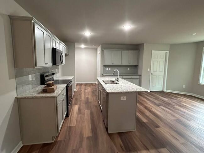 Foto del edificio - 401 Grand Oaks Dr