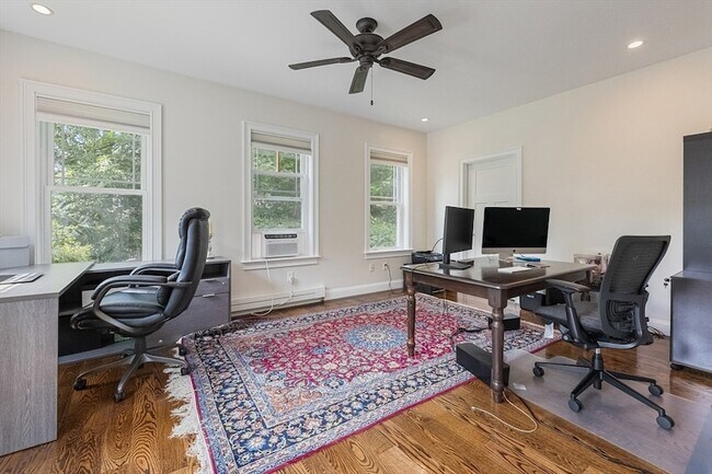 Foto del edificio - 9 Washington Ave