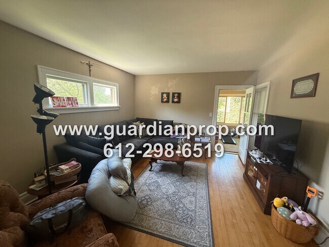 Foto del edificio - 884-886 Cherokee Avenue