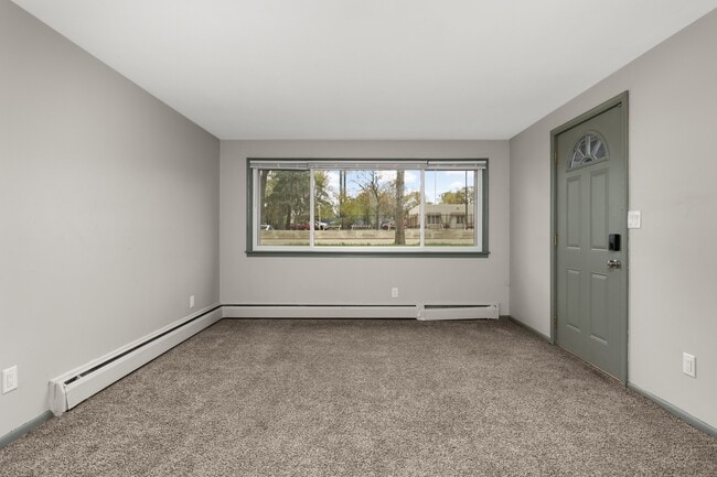 Living Room - 1284 Snelling Ave N