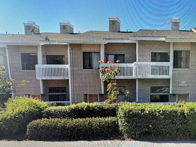 Building Photo - 4082 Mahaila Ave