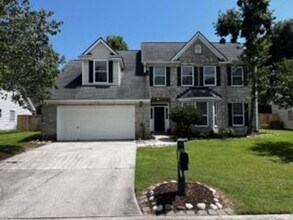 Building Photo - 3268 Heathland Way