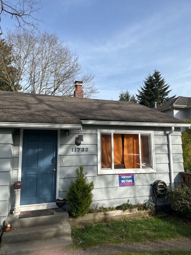 11732 Roosevelt Way NE, Seattle, WA 98125 House Rental in Seattle, WA