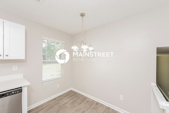 Foto del edificio - 3 Bedroom Pet-Friendly Home in LITHONIA, G...